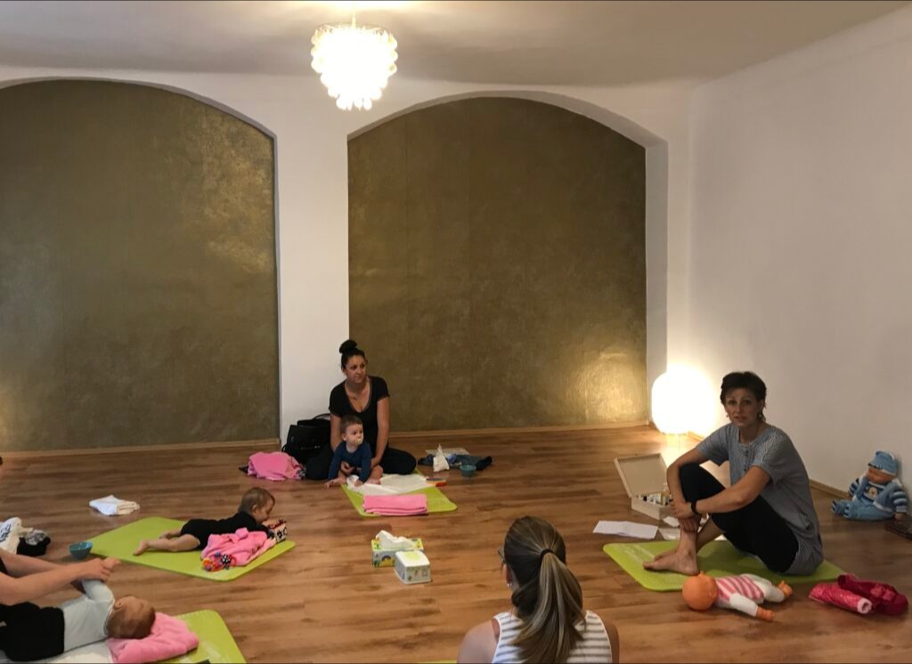 Skupinová lekce s maminkami a dětmi